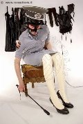 Foto Hot Annuncio Mistress Como Mantide Ares - 1