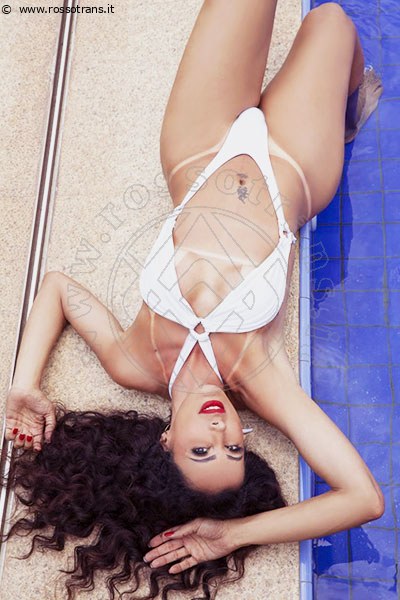 Julia Rodrigues  FIRENZE 3463103122